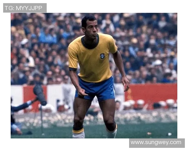 足球史上1号伟大球星是谁他的传奇成就如何影响全球足坛 足球史上1号伟大球星是谁他的传奇成就如何影响全球足坛