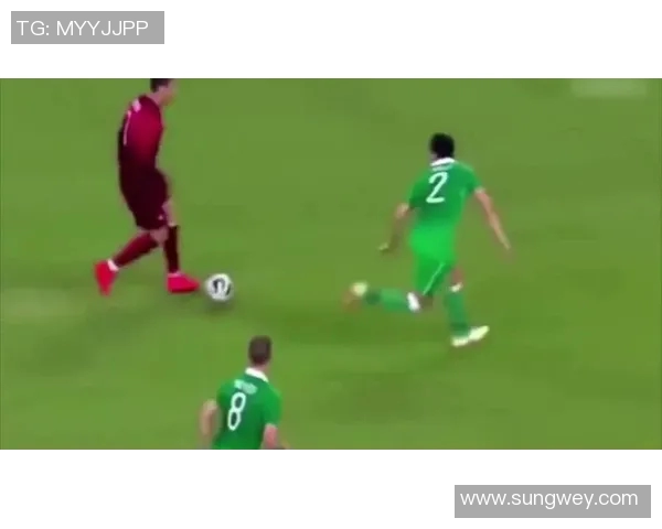 足球明星搞笑瞬间大集合 这些表情让你笑到停不下来