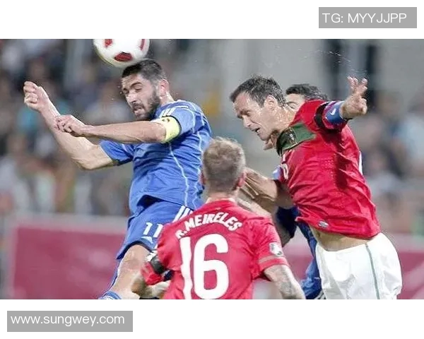 足球传奇再创历史新篇章,球星纪录不断刷新,赛场上的神奇瞬间与辉煌成就 足球传奇再创历史新篇章,球星纪录不断刷新,赛场上的神奇瞬间与辉煌成就